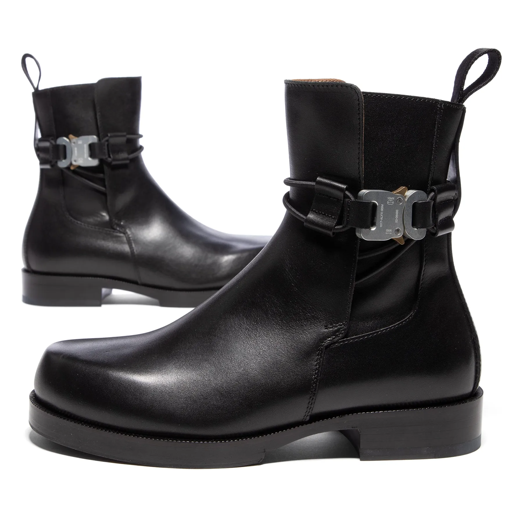 1017 ALYX 9SM Leather Low Buckle Boot (Black)