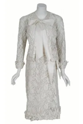 1971 Chanel Haute Couture White Tulip Novelty Lace & Satin Party Dress Ensemble