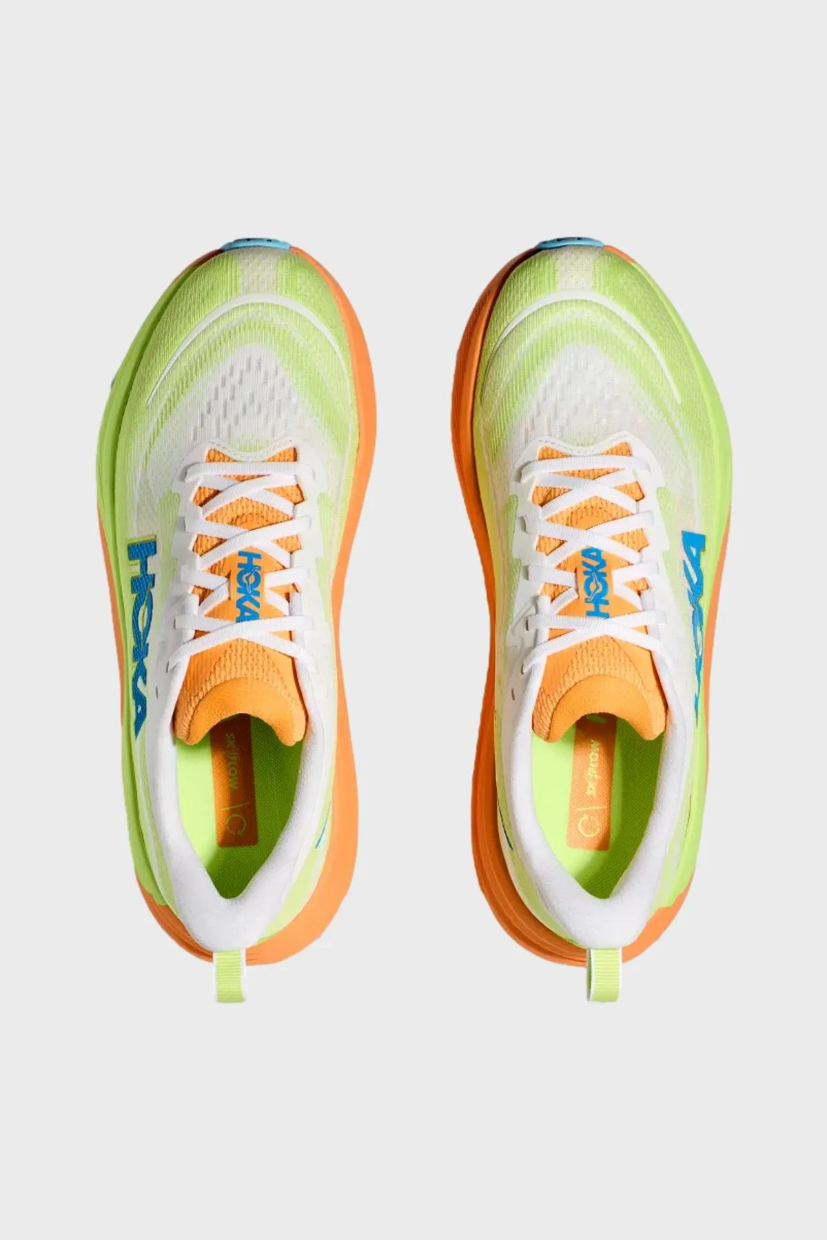 HOKA ONE ONE - SKYFLOW M