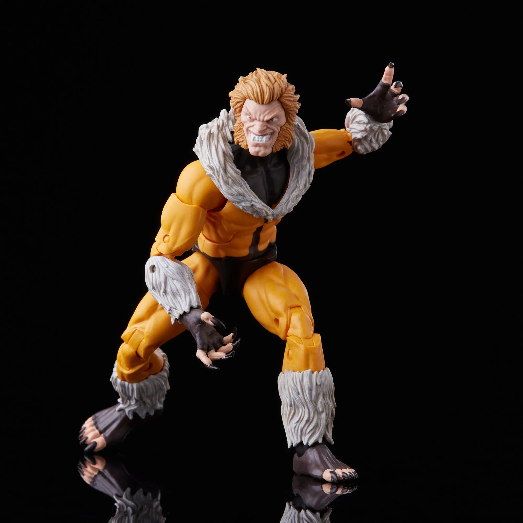 Marvel Legends Series Sabretooth