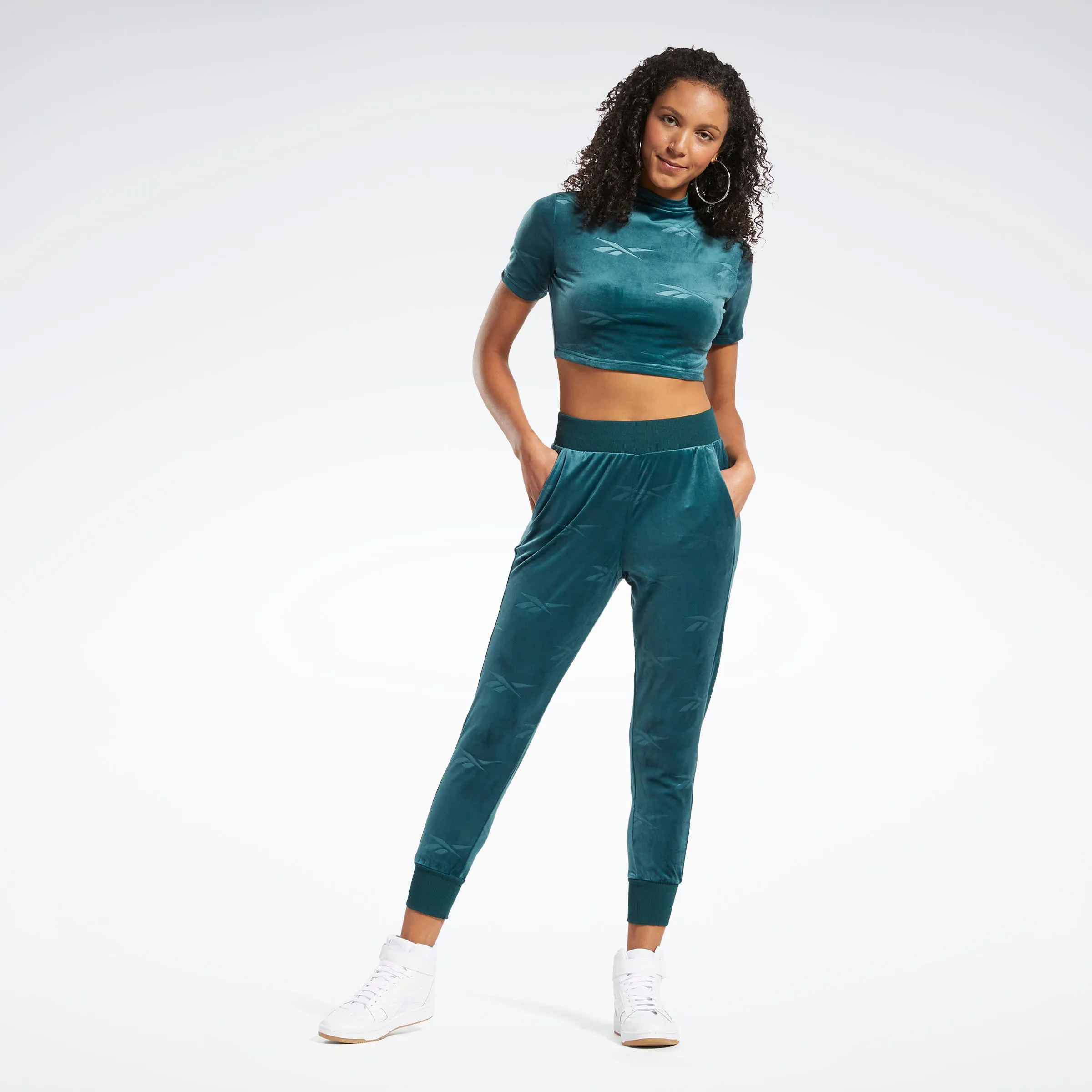 Reebok Apparel Women Classics Energy Tight Top Forgrn